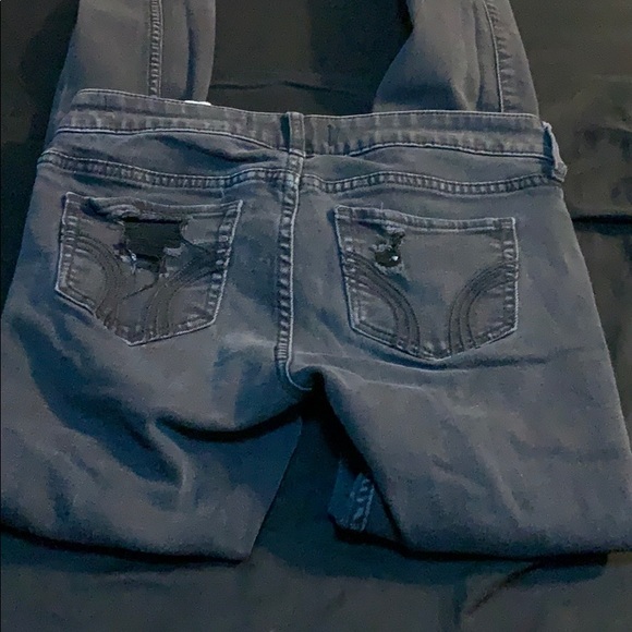 Hollister Jeans - Picture 2 of 4